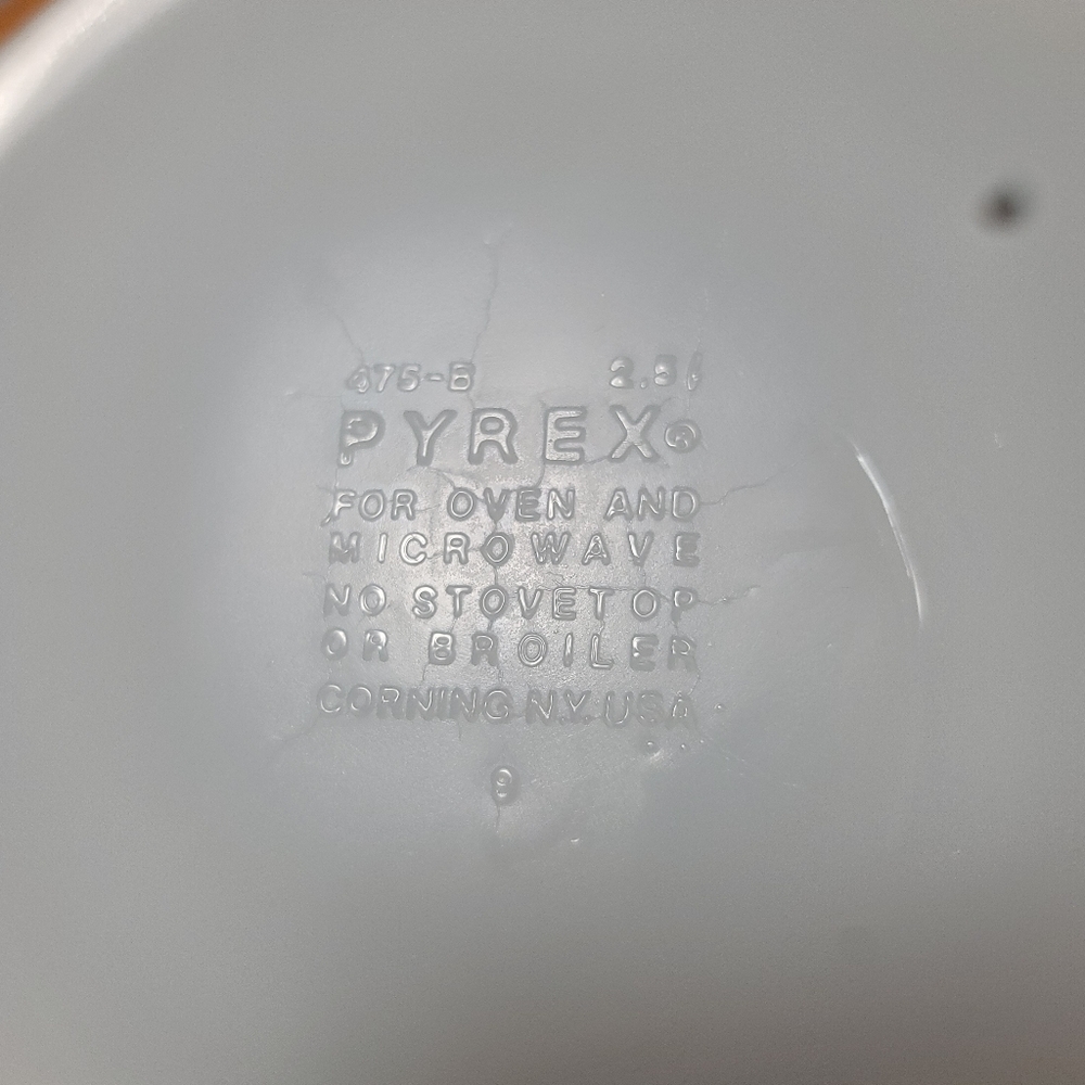 Butterfly Large Pyrex Casserole Dish 475-B Vintage 70s with Lid Gold Orange - Picture 10 of 12